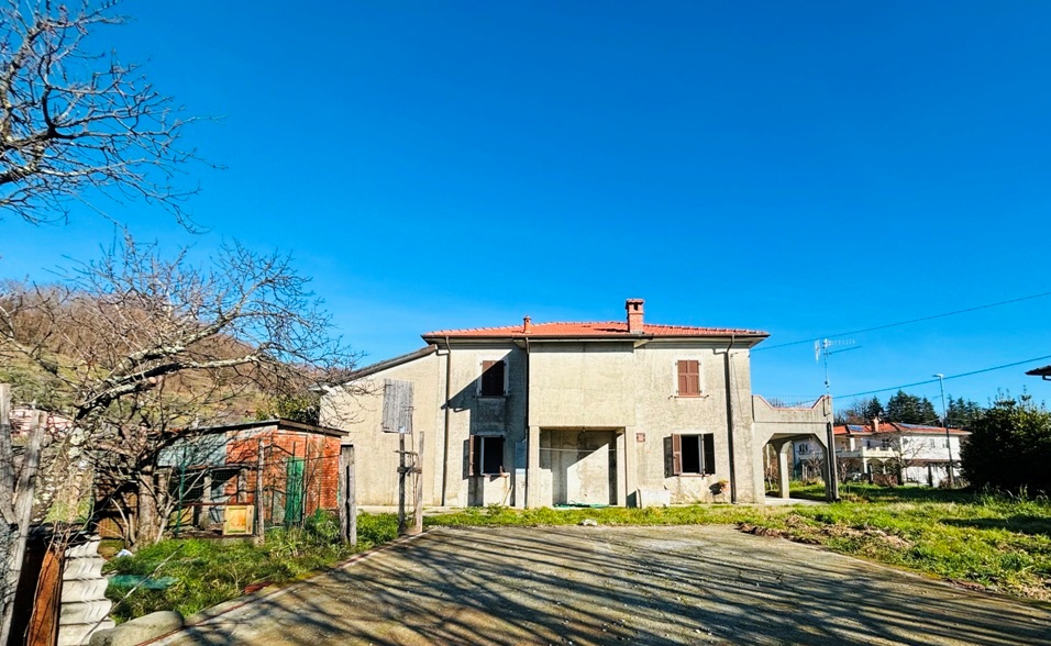 Mulazzo – villa indipendente con giardino